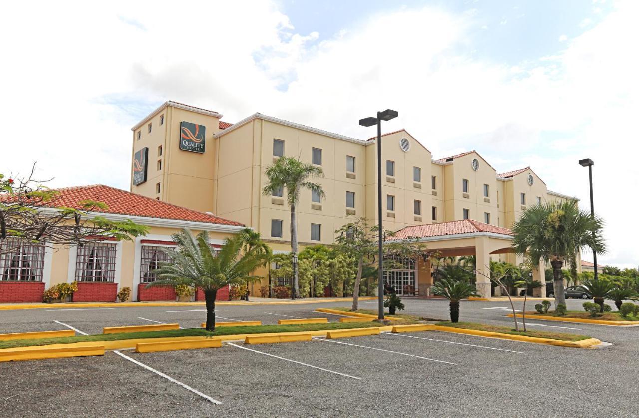 Quality Hotel Real Aeropuerto Santo Domingo Boca Chica Exteriör bild