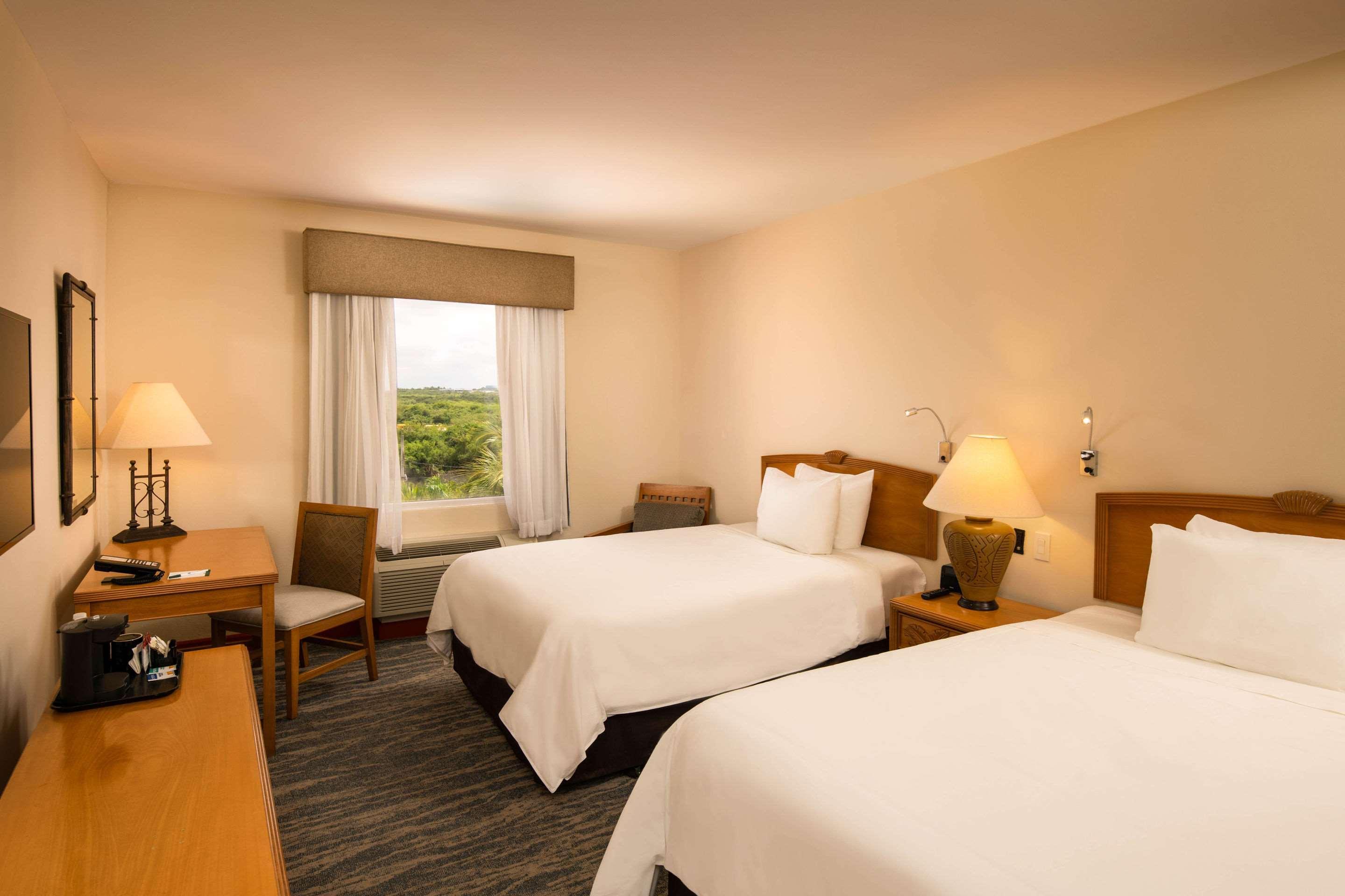 Four Points By Sheraton Santo Domingo Exteriör bild