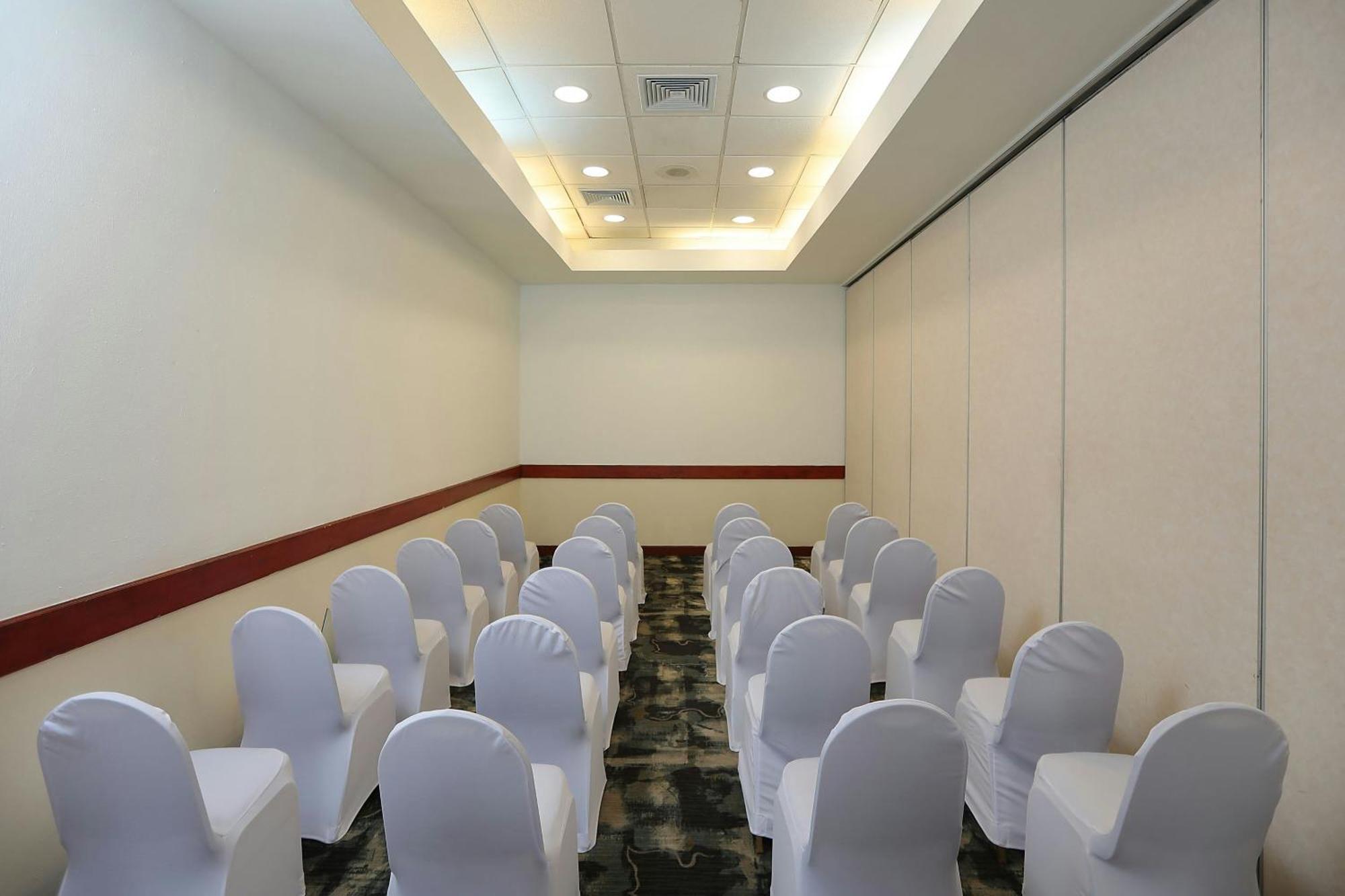 Four Points By Sheraton Santo Domingo Exteriör bild