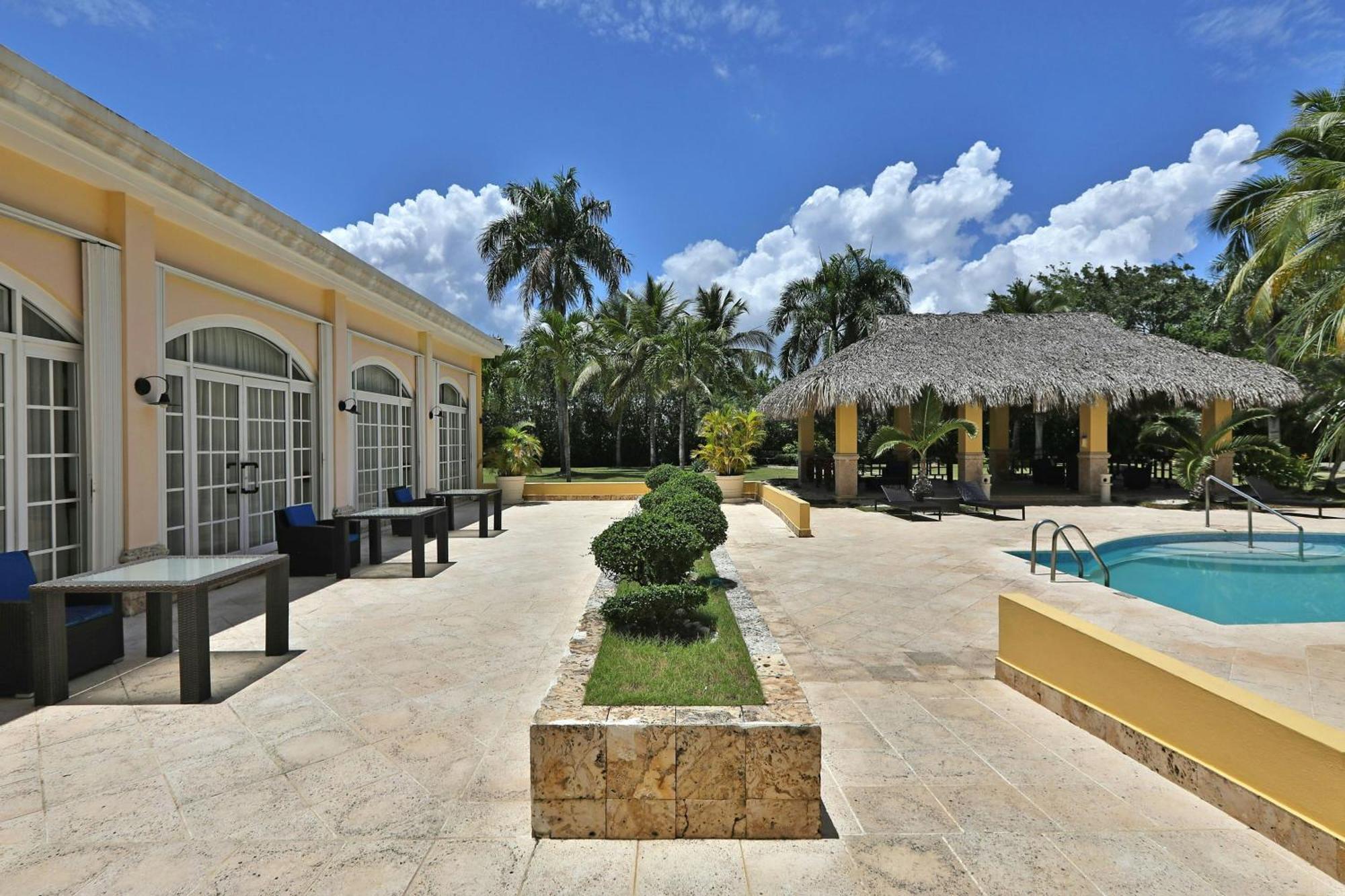 Four Points By Sheraton Santo Domingo Exteriör bild